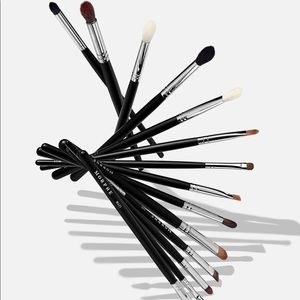 New Morphe Babe Faves Eye Makeup Brush collection.